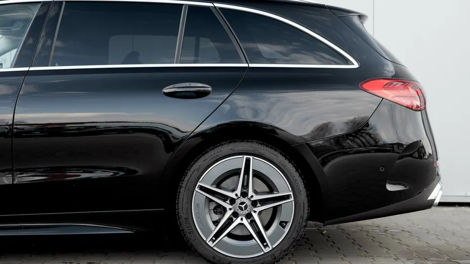 MERCEDES-BENZ C Klasa C 200 mHEV AMG