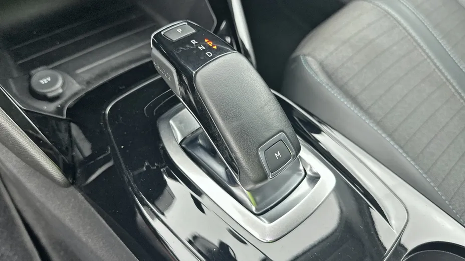 PEUGEOT 2008 -