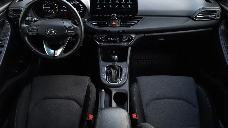 HYUNDAI i30 i30 1.0 T-GDI Smart DCT