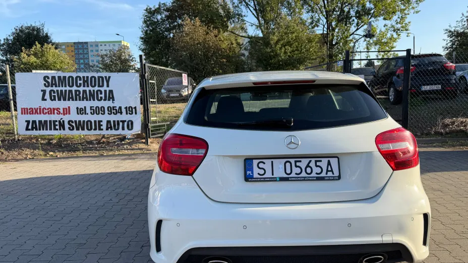 MERCEDES-BENZ A Klasa A 180 AMG Line