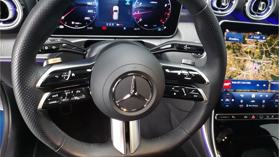 MERCEDES-BENZ C Klasa C 200 mHEV 4-Matic AMG