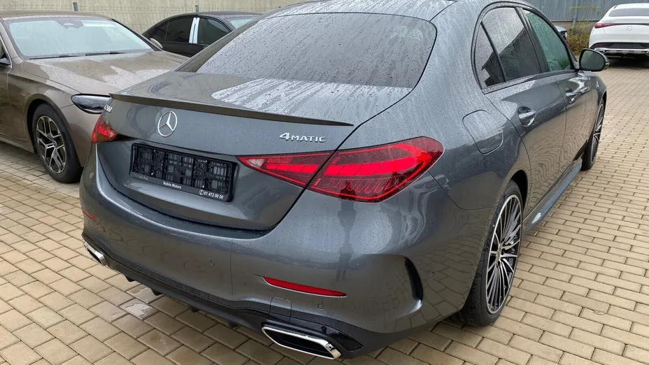MERCEDES-BENZ C Klasa C 200 mHEV 4-Matic AMG