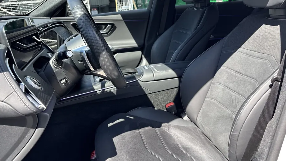 MERCEDES-BENZ E Klasa E 220 d mHEV 4-Matic AMG 9G-Tronic