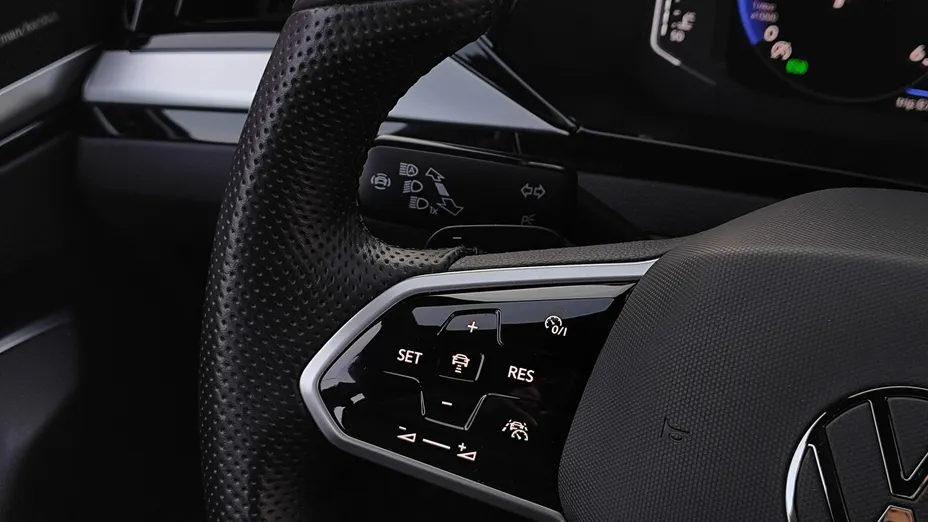 VOLKSWAGEN Arteon Arteon 2.0 TDI R-Line DSG