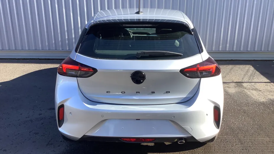 OPEL Corsa -