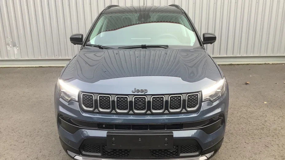 JEEP Compass -