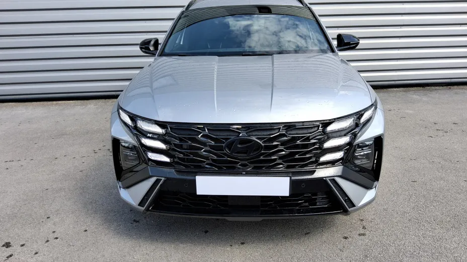 HYUNDAI Tucson -