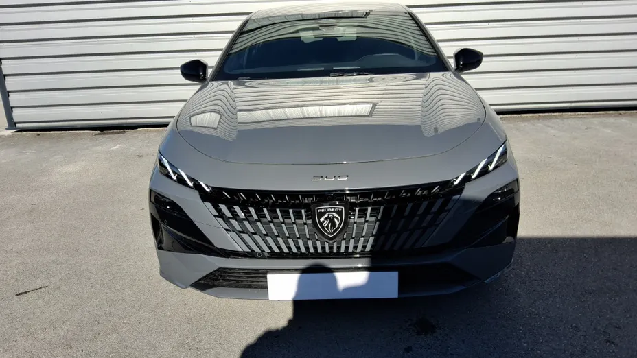 PEUGEOT 308 -