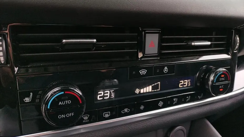 NISSAN Qashqai Qashqai 1.3 DIG-T mHEV N-Connecta