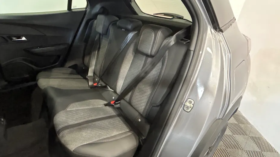 PEUGEOT 2008 -