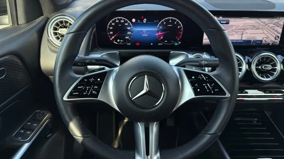 MERCEDES-BENZ GLB GLB 200 mHEV Progressive 7G-DCT