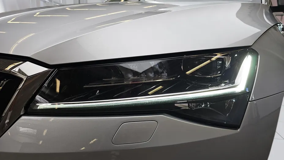 SKODA Superb Superb 2.0 TDI SCR 4x4 Style DSG