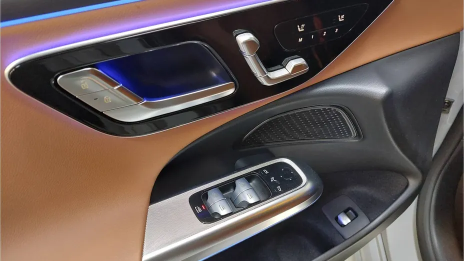 MERCEDES-BENZ E Klasa E 200 mHEV Avantgarde 9G-Tronic
