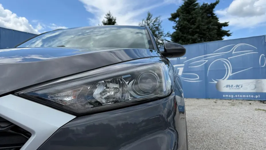 HYUNDAI Tucson -