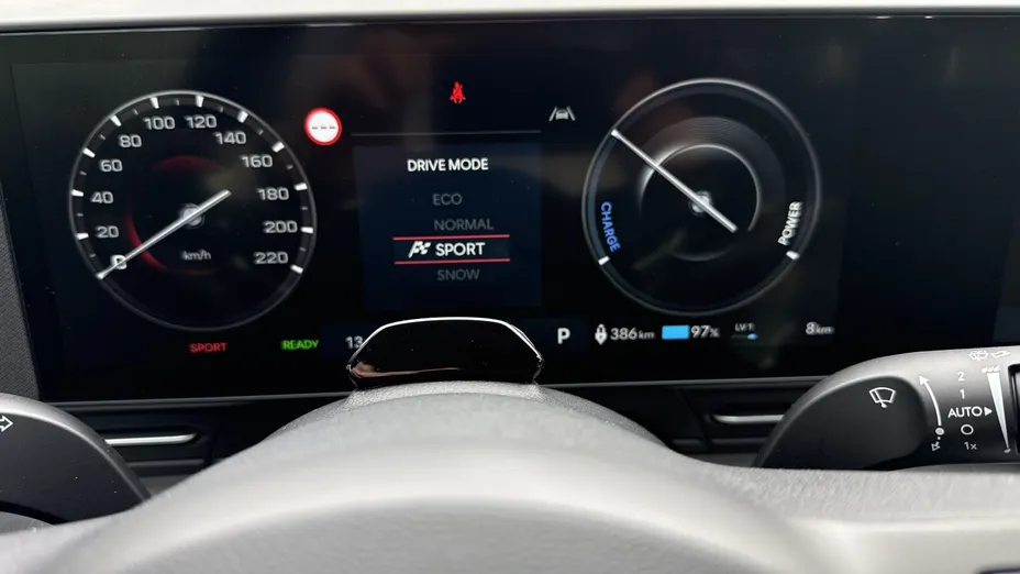 HYUNDAI Kona Kona Electric 65kWh Smart Nowy