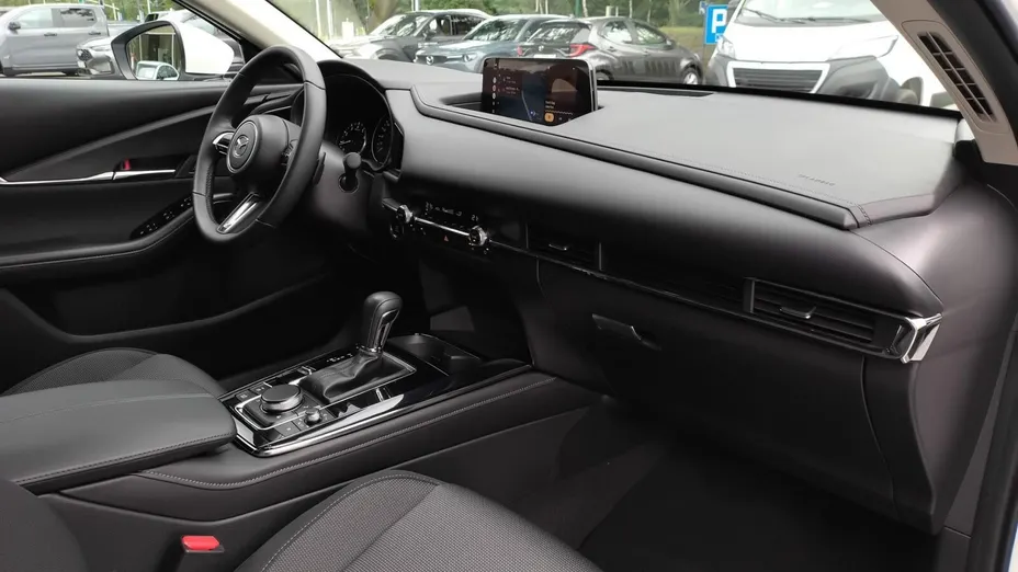 MAZDA CX-30 CX-30 2.0 mHEV Centre-Line 2WD aut