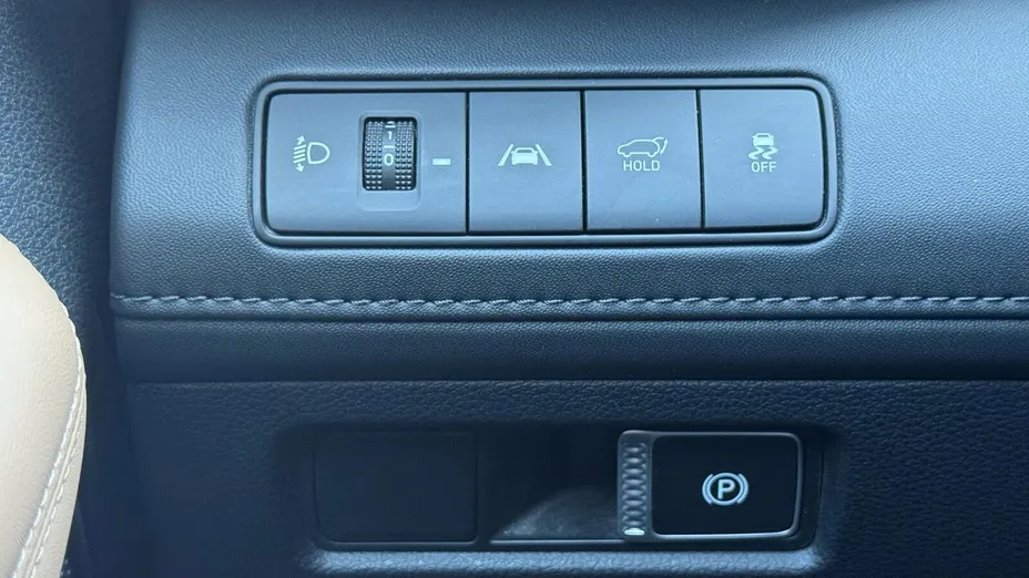 HYUNDAI Santa Fe Santa Fe 1.6 T-GDI PHEV Platinum 4WD aut