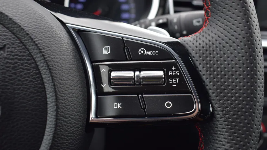 KIA ProCeed ProCeed 1.4 T-GDI GT Line DCT