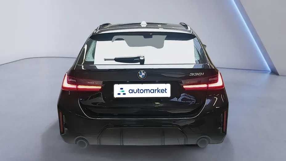 BMW Seria 3 330i aut