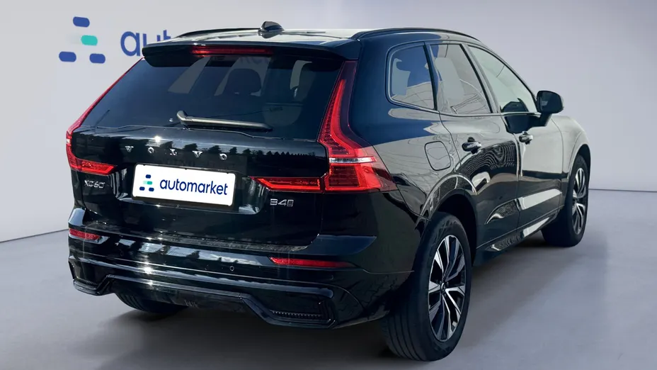 VOLVO XC60 XC60 B4 D AWD Plus Dark aut