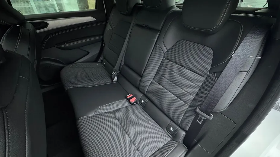 RENAULT Arkana Arkana 1.6 E-Tech Full Hybrid 145 Techno MMT Nowy