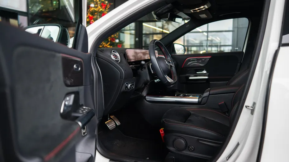 MERCEDES-BENZ GLA GLA 200 d 4-Matic AMG Line 8G-DCT