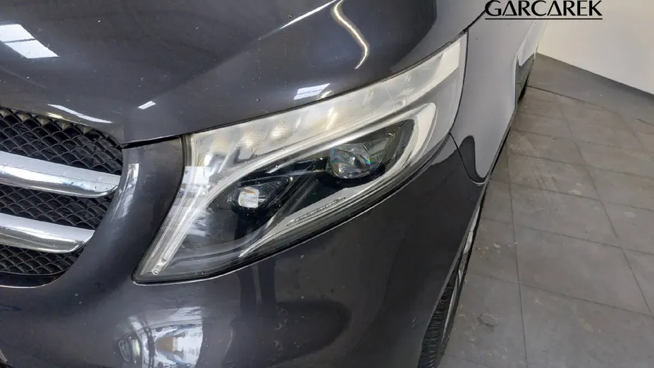 MERCEDES-BENZ V Klasa V 300 d Avantgarde 9G-Tronic (długi)
