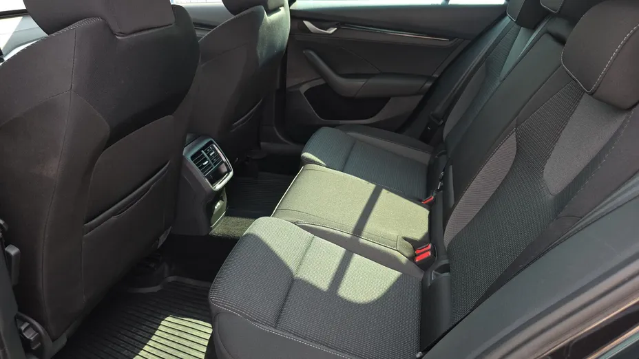 SKODA Octavia Octavia 1.5 TSI mHEV Selection DSG