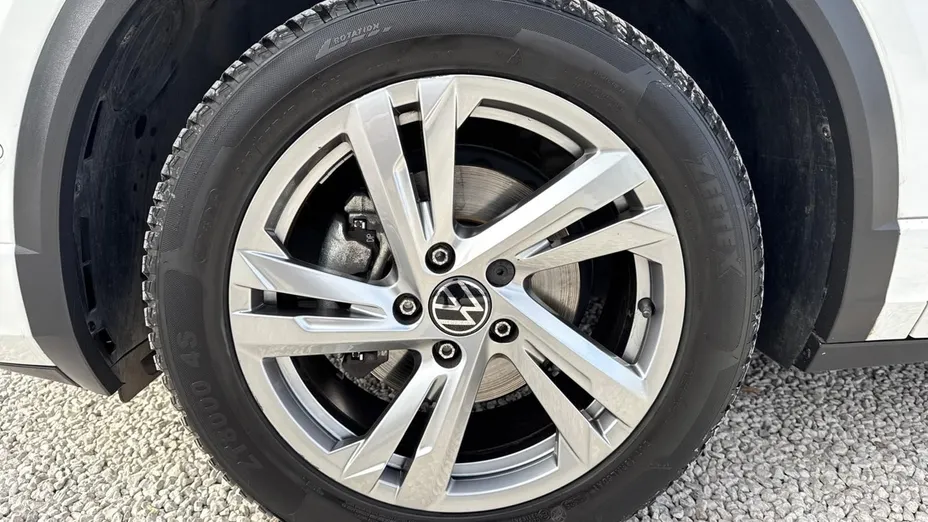 VOLKSWAGEN T-ROC -