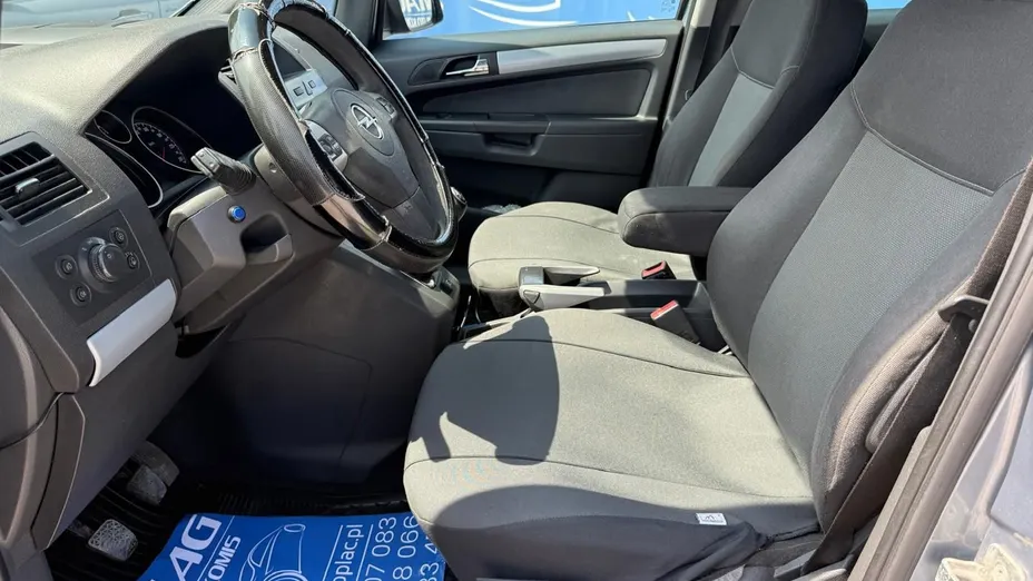 OPEL Zafira -