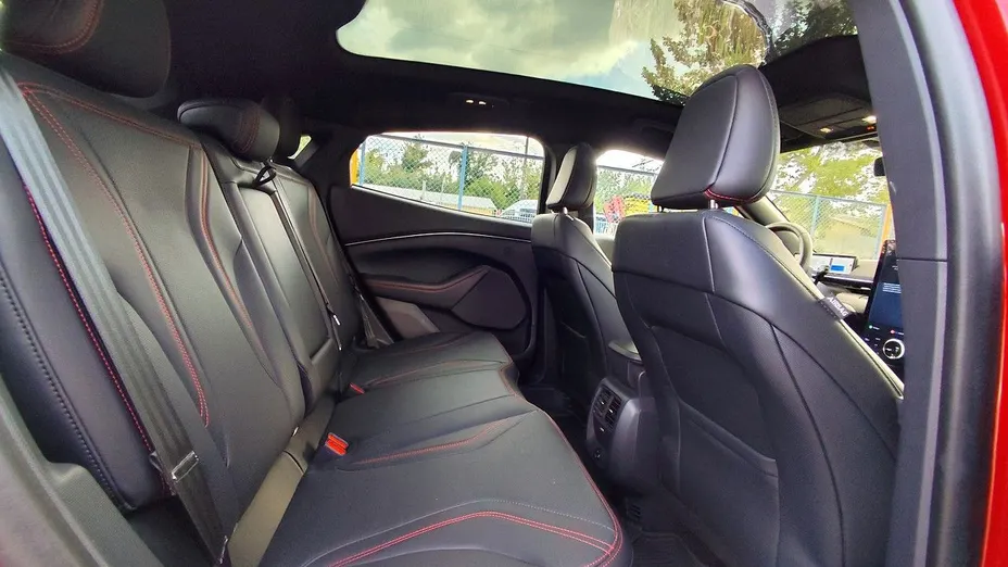 FORD Mustang Mustang 2.3 EcoBoost aut