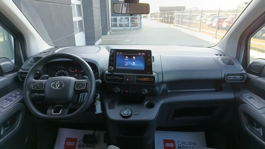 TOYOTA Proace City Proace City 1.5 D-4D Long 2,4t Comfort Aut.