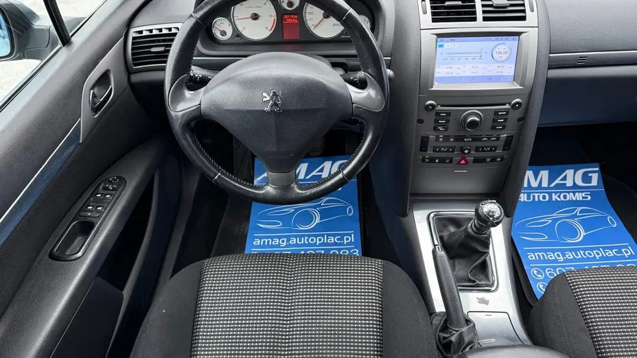 PEUGEOT 407 -