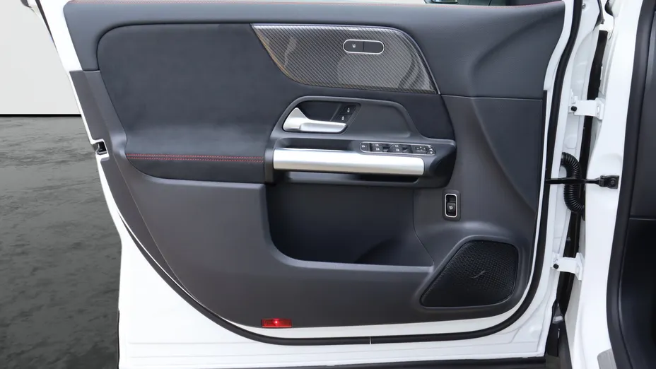 MERCEDES-BENZ GLA GLA 200 Nowy