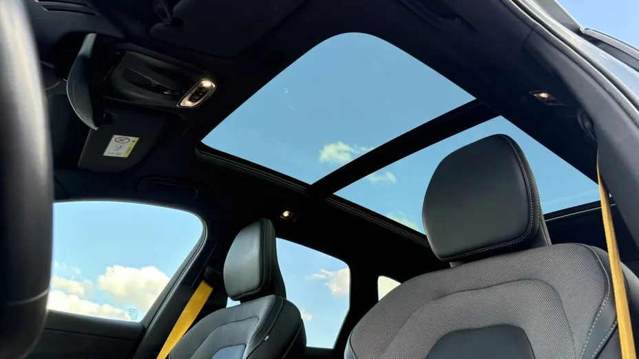 VOLVO XC60 XC60 T8 AWD Plug-In Hybrid Polestar Engineered aut