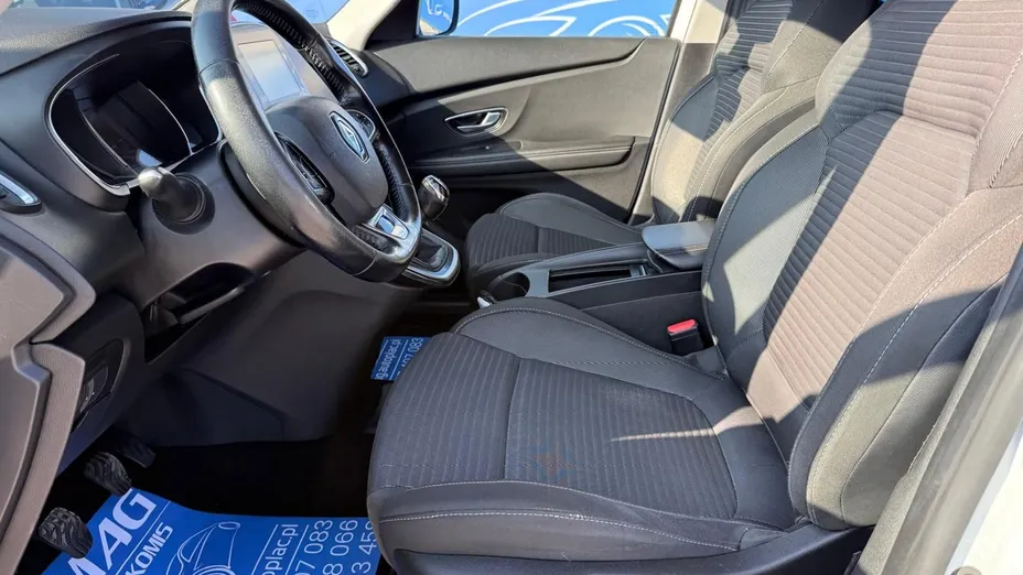 RENAULT Grand Scenic -