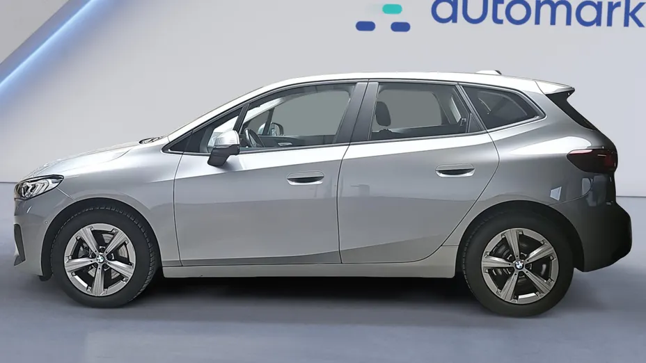 BMW Seria 2 218i aut