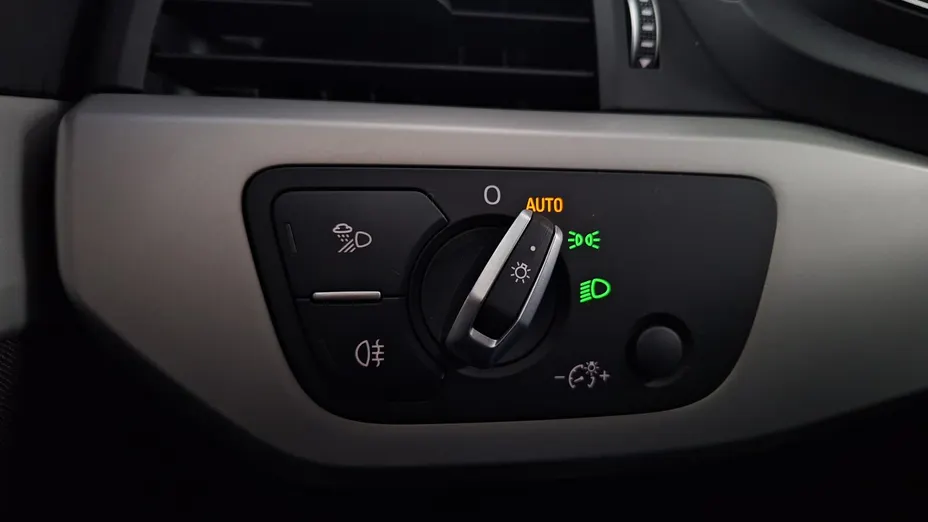 AUDI A4 A4 35 TFSI mHEV S tronic