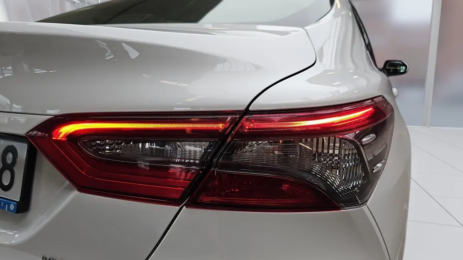 TOYOTA Camry Camry 2.5 Hybrid Comfort CVT