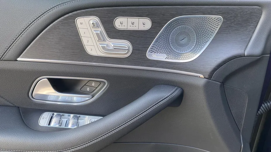 MERCEDES-BENZ GLS -