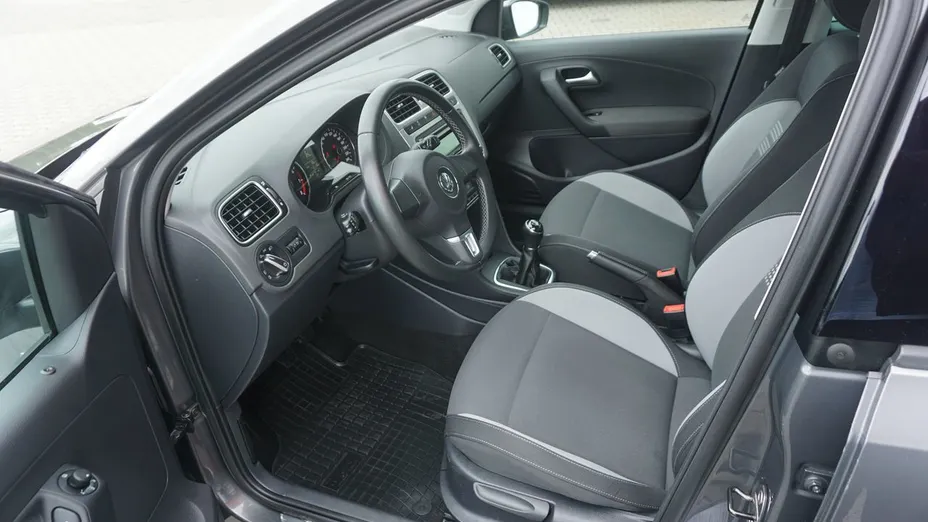 VOLKSWAGEN Polo Polo 1.2 12V Comfortline