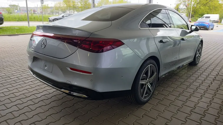 MERCEDES-BENZ CLA -
