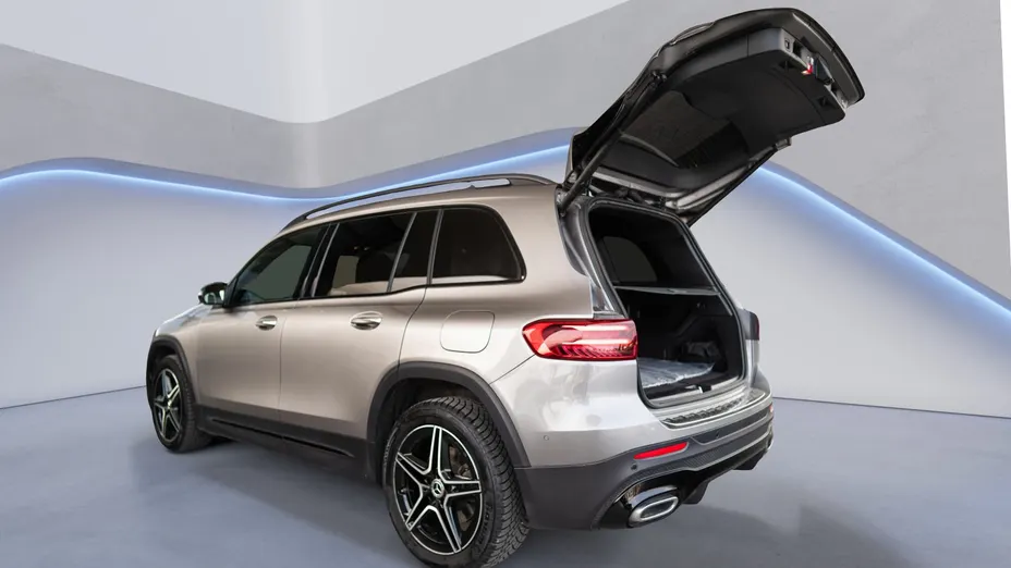 MERCEDES-BENZ GLB GLB 220 d 4-Matic AMG Line 8G-DCT