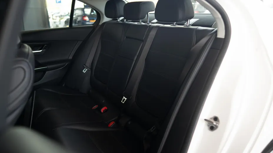 MERCEDES-BENZ C Klasa C 180 mHEV