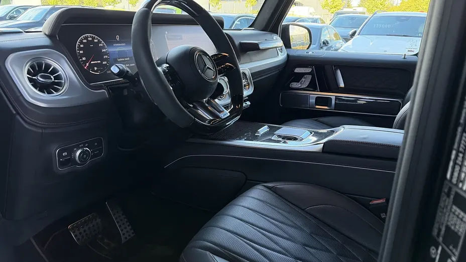 MERCEDES-BENZ Klasa G AMG G 63 mHEV 9G-TCT
