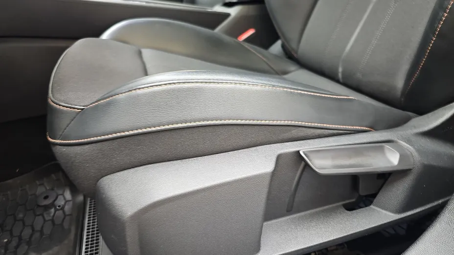 CUPRA Leon Leon 1.5 eTSI DSG