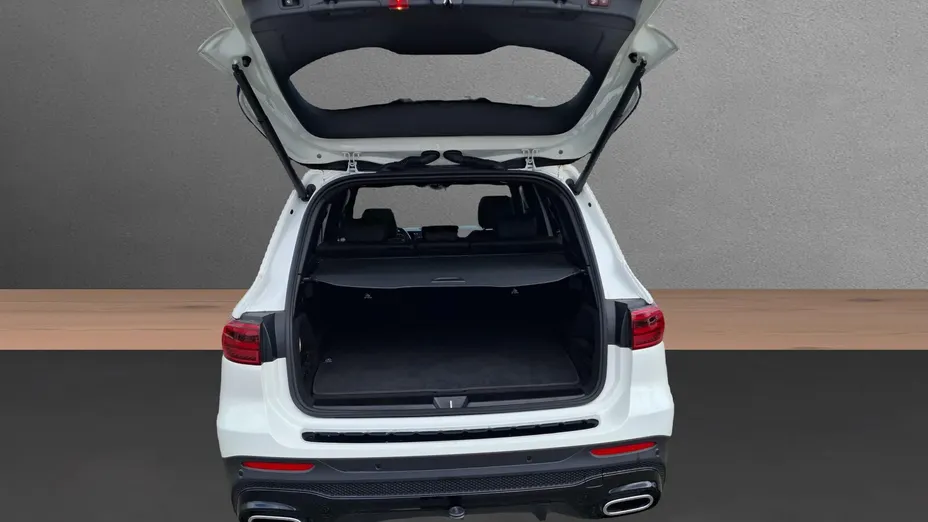 MERCEDES-BENZ GLB GLB 200 d 4-Matic AMG Line 8G-DCT