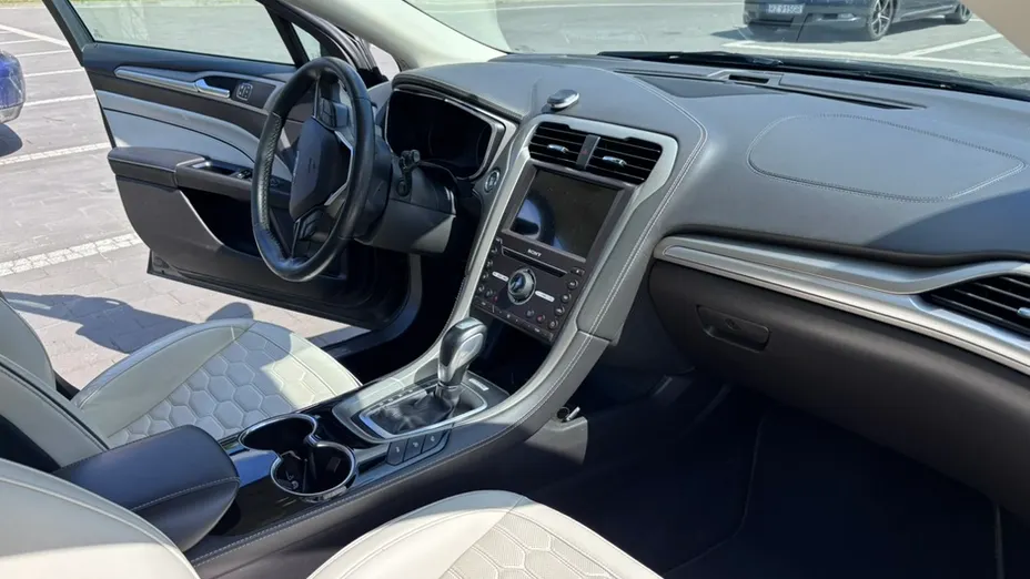 FORD Mondeo Mondeo Vignale 2.0 TDCi 4WD PowerShift