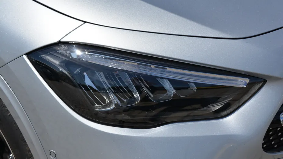 MERCEDES-BENZ GLA GLA 200 mHEV AMG Line 7G-DCT