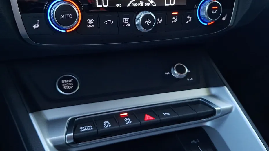 AUDI Q3 Sportback -